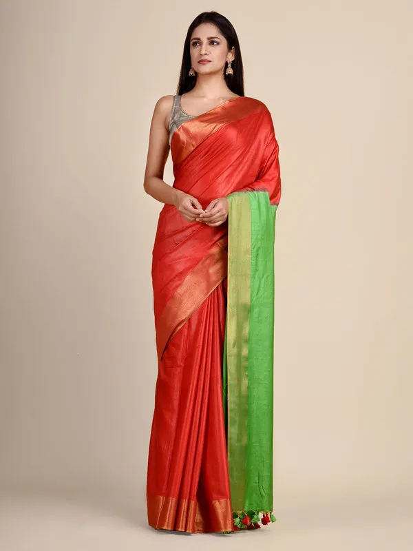 Munga_Tussar_Silk_Blend_Handloom_Two_Dye_Saree_with_Blouse_Piece(Red_&_Kelly_Green)