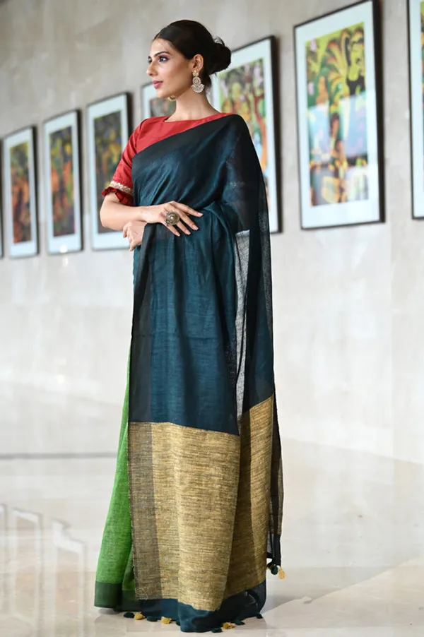Handloom_Bhagalpuri_Linen_Two_Dye_Saree_with_Ghicha_Pallu_for_women's_(Midnight_Blue_&_Green)
