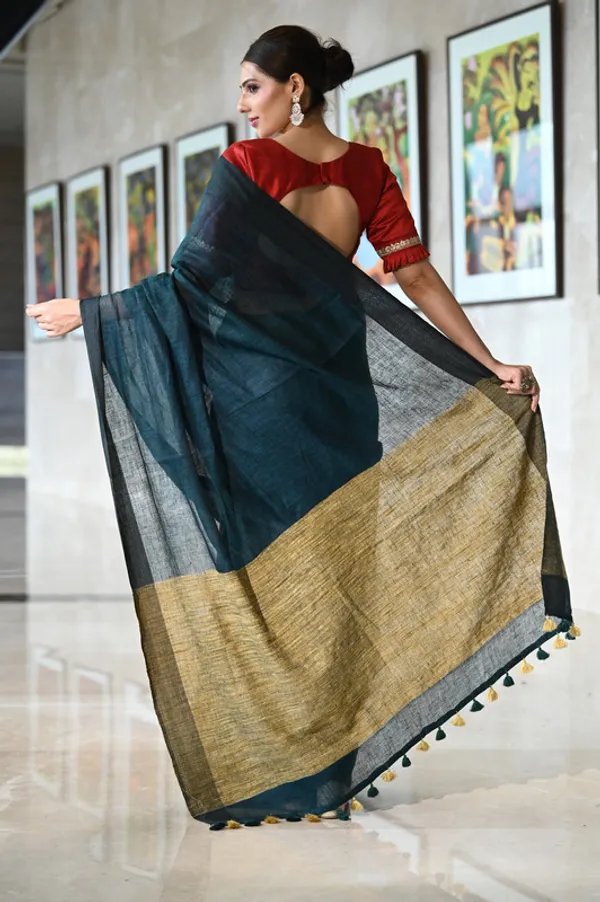 Handloom_Bhagalpuri_Linen_Two_Dye_Saree_with_Ghicha_Pallu_for_women's_(Midnight_Blue_&_Green)