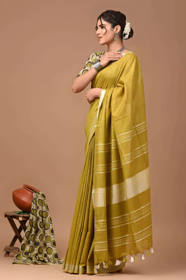 Linen_Cotton_Blend_Handloom_Bhagalpuri_Saree_with_Zari_Border_(12786_Earlsie_Green)