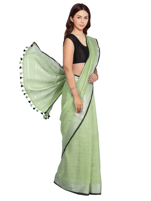 Pistachio_Green_women's_Bhagalpuri_Blend_Linen_Saree_With_Black_Pipine_Contrast_Blouse_Piece