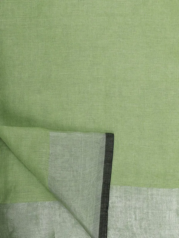 Pistachio_Green_women's_Bhagalpuri_Blend_Linen_Saree_With_Black_Pipine_Contrast_Blouse_Piece