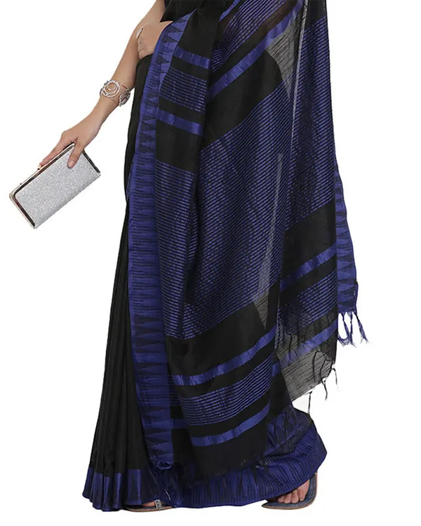 Black_Bhagalpuri_Handloom_Kota_Silk_Temple_Border_Saree_And_Variation_Of_Colors_With_Striped_Blouse_Piece