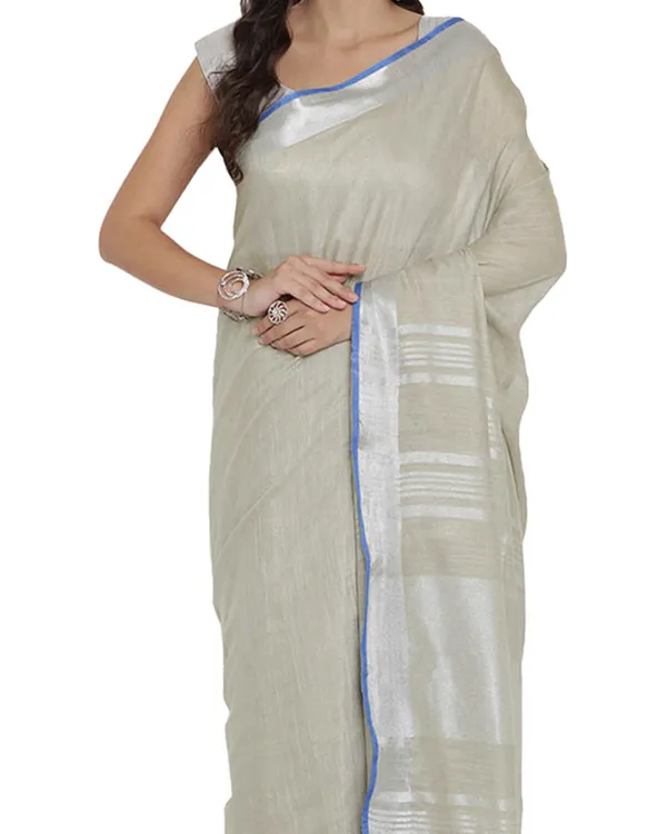 Albaster_Grey_women's_Bhagalpuri_Handloom_Cotton_Linen_Blend_Saree_With_Contrast_Unstiched_Blouse_Piece