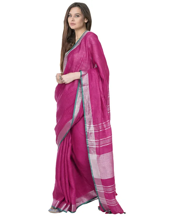 Wild_Strawberry_Pink_women's_Bhagalpuri_Handloom_Cotton_Linen_Blend_Saree_With_Contrast_Unstiched_Blouse_Piece