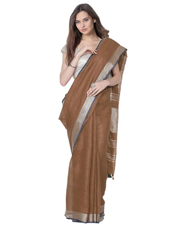 Brown_women's_Bhagalpuri_Handloom_Cotton_Linen_Blend_Saree_With_Contrast_Unstiched_Blouse_Piece