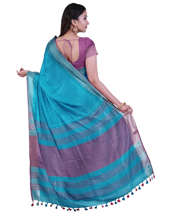 Cyan_women's_Bhagalpuri_Handloom_Cotton_Linen_Blend_Saree_With_Contrast_Unstiched_Blouse_Piece