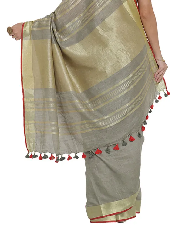 Rusty_Grey_women's_Bhagalpuri_Handloom_Cotton_Linen_Blend_Saree_With_Contrast_Unstiched_Striped_Blouse_Piece
