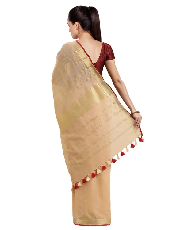 Champagne_Beige_women's_Bhagalpuri_Handloom_Cotton_Linen_Blend_Saree_With_Contrast_Unstiched_Striped_Blouse_Piece