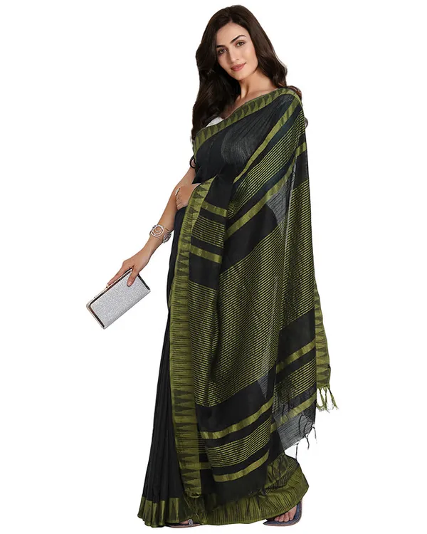 Black-Olive_Green_women's_Bhagalpuri_Handloom_Katan_Viscous_Silk_Temple_Border_Saree_Ethnic_Wear_With_Running_Unstitched_Striped_Blouse_Piece