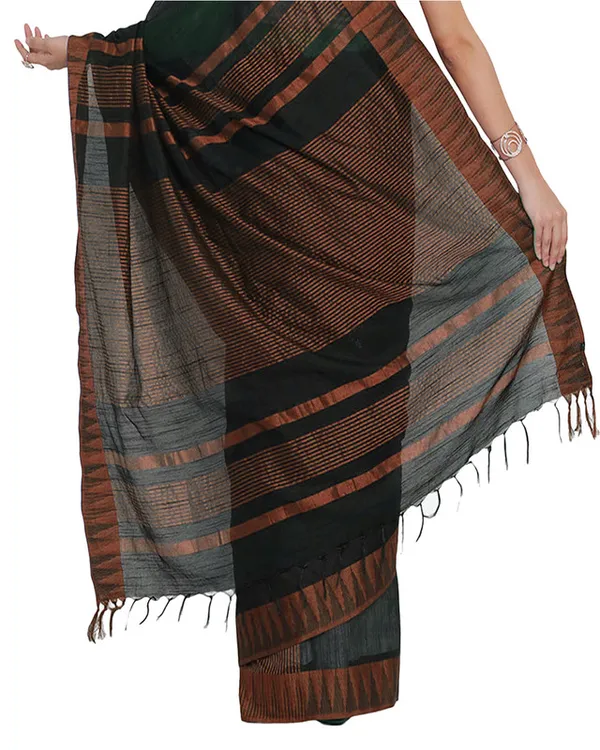 Bhagalpuri_Handloom_Katan_Viscous_Silk_Temple_Border_Saree_Ethnic_Wear_With_Running_Unstitched_Striped_Blouse_Piece