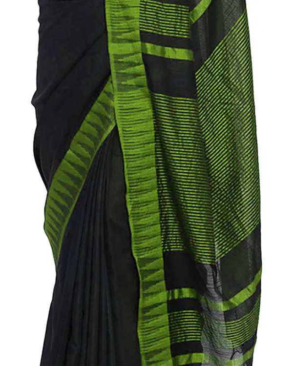 Black-Parrot_Green_women's_Bhagalpuri_Handloom_Katan_Viscous_Silk_Temple_Border_Saree_Ethnic_Wear_With_Running_Unstitched_Striped_Blouse_Piece