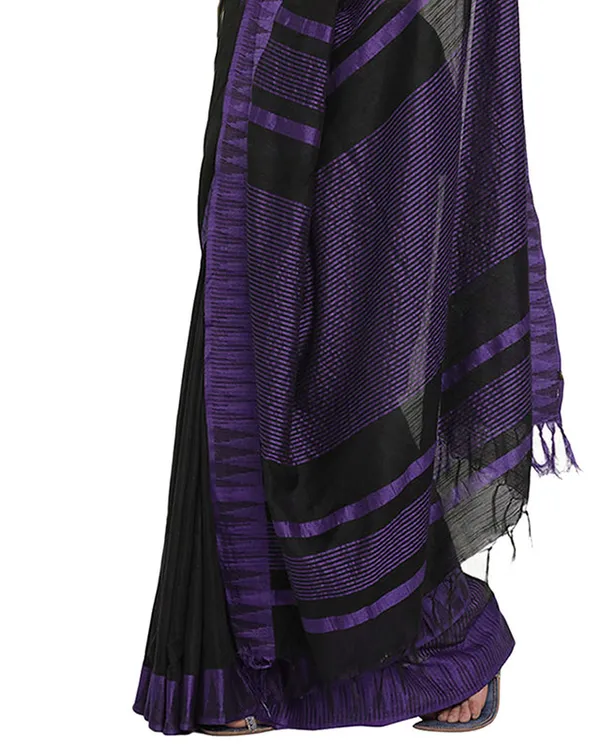 women's_Bhagalpuri_Handloom_Katan_Viscous_Silk_Temple_Border_Saree_Ethnic_Wear_With_Running_Unstitched_Striped_Blouse_Piece