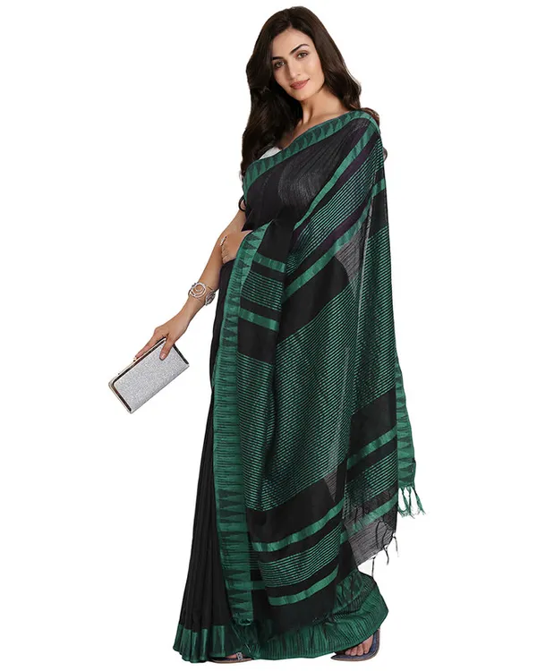 Black-Turquoise_women's_Bhagalpuri_Handloom_Katan_Viscous_Silk_Temple_Border_Saree_Ethnic_Wear_With_Running_Unstitched_Striped_Blouse_Piece