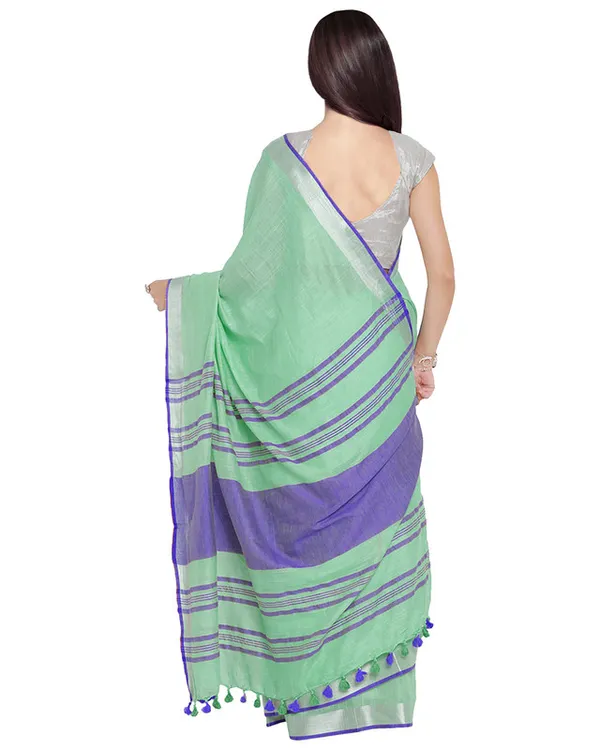 Aquamarine_Turquoise-Blue_women's_Bhagalpuri_Handloom_Cotton_Linen_Blend_Contrast_Pallu_Saree_And_Unstitched_Contrast_Blouse_Piece