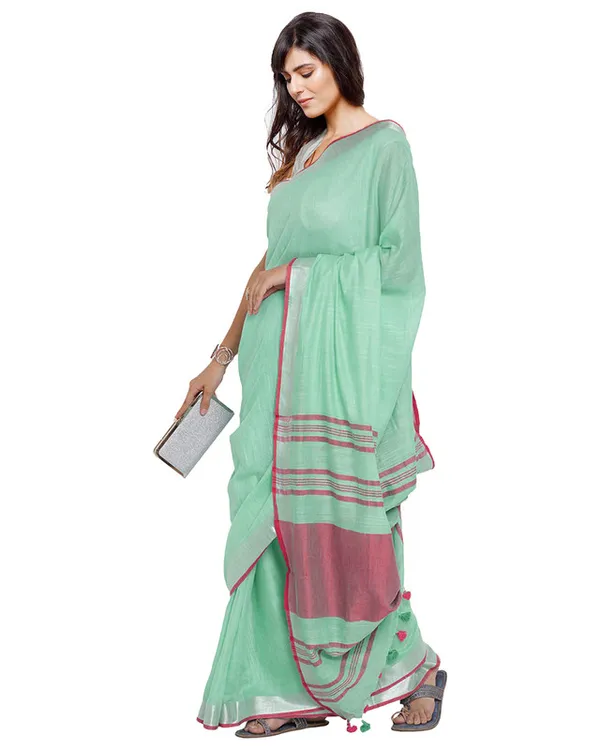 Aquamarine_Turquoise-Pink_women's_Bhagalpuri_Handloom_Cotton_Linen_Blend_Contrast_Pallu_Saree_And_Unstitched_Contrast_Blouse_Piece