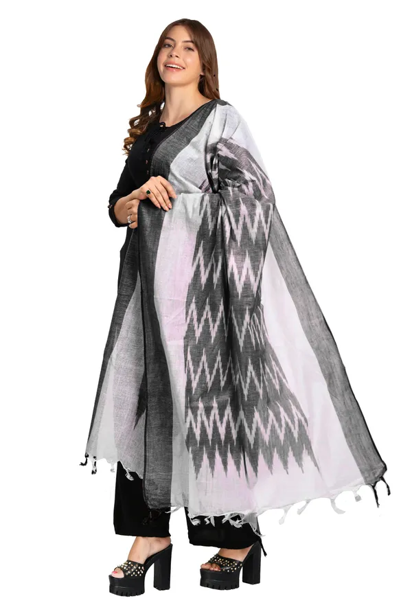 Linen_Cotton_Blend_Handloom_Ikkat_Bhagalpuri_Dupatta_(Black)