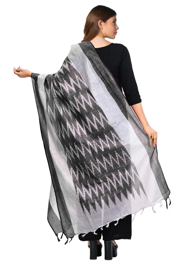 Linen_Cotton_Blend_Handloom_Ikkat_Bhagalpuri_Dupatta_(Black)
