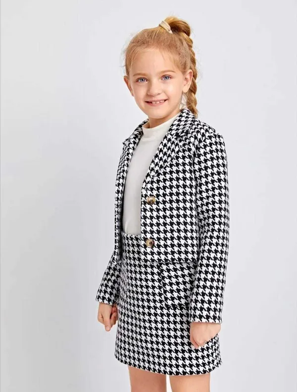 Black_And_White_Kid_Girl's_Cotton_Blend_Printed_Modern_Lightweight_Sleeveless_Tshirt_With_Full_Sleeve_Blazer__And__Skirt_3_Piece_Clothing_Set