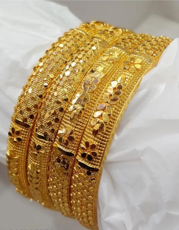 Micro_Gold_Plated_Classic_Traditional_Bangle_Set_(4_Pcs)