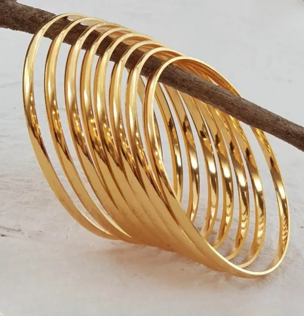 Casual_Wear_Micro_Gold_Plated_8_Pcs_Plain_Bangle_For_Girls_And_Women
