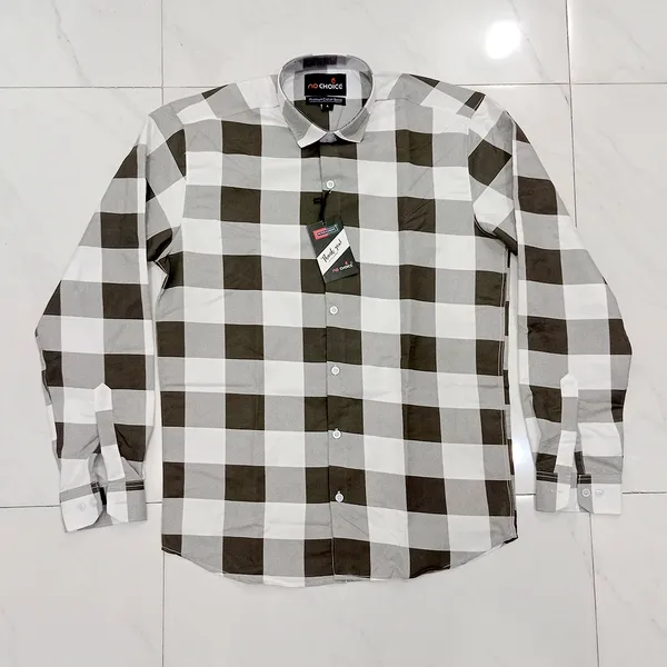 Versatile_Men's_Check_Shirt_Classic_Style_Meets_Modern_Comfort