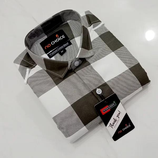 Versatile_Men's_Check_Shirt_Classic_Style_Meets_Modern_Comfort