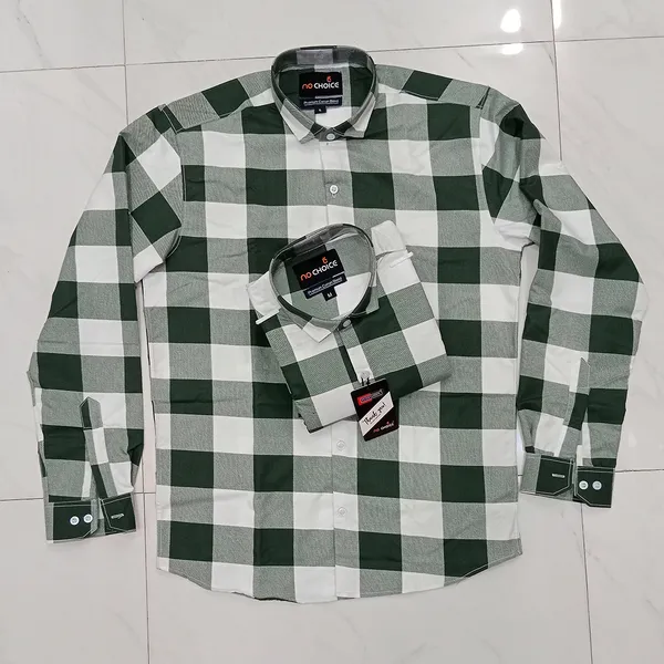 Versatile_Men's_Check_Shirt_Classic_Style_Meets_Modern_Comfort