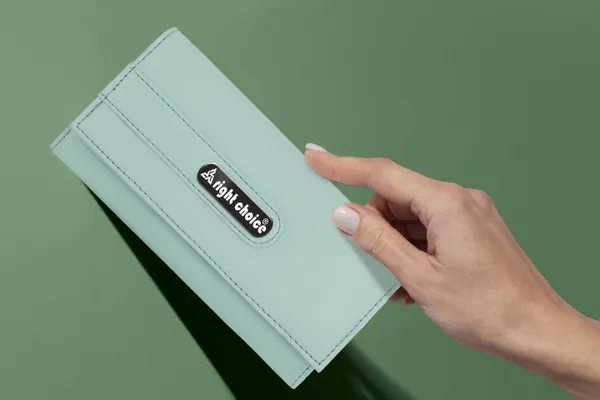 Casual_Light_Green_Clutch_For_Women