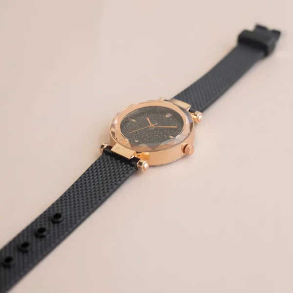 Silicon_Strap_Analog_Watch_|_Designer_Analog_Watches_For_Her