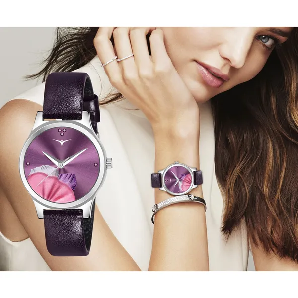 Leather_Strap_Analog_Watch_|_Designer_Analog_Watches_For_Her
