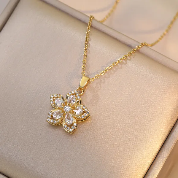 Multicolor_Fashion_High_Sense_Zircon_Flower_Small_Fashion_Light_Luxury_Design_Pendant_Temperament_Titanium_Steel_Necklace