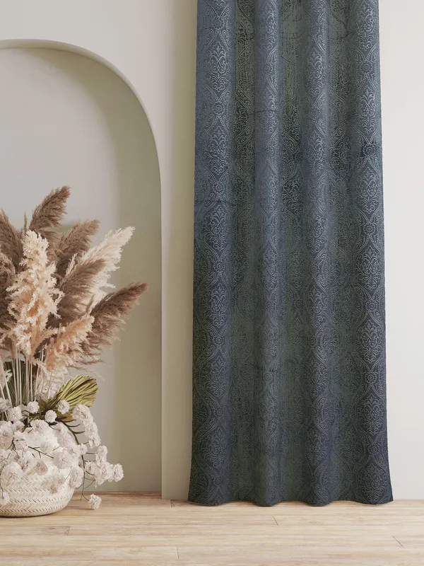Pack_Of_2_Grey_Velvet_Curtains_For_Long_Door/Door/Window