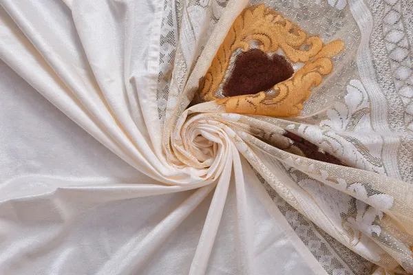 Pack_Of_2_Cream_Polyester_Curtains_For_Long_Door/Door/Window