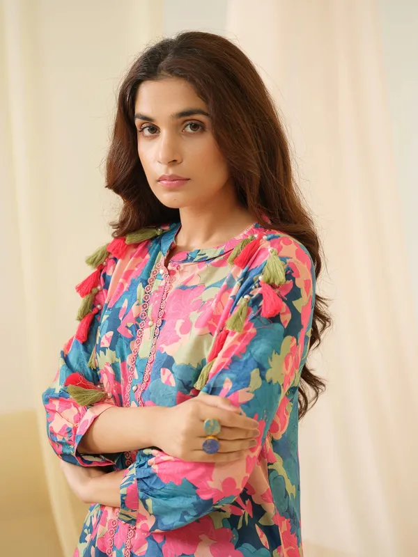 Multi_Printed_Tunic_With_Printed_Trousers