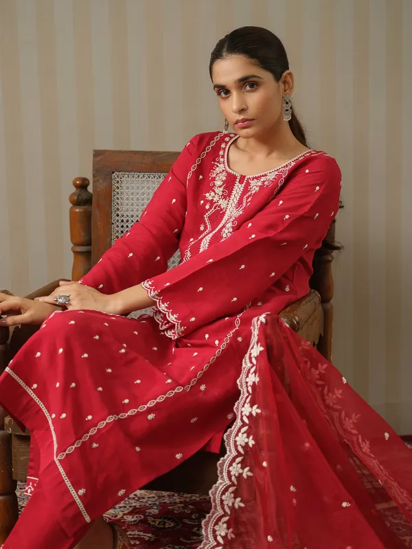 Red_Woven_Design__Straight_Kurta_and_Trousers_With_Dupatta