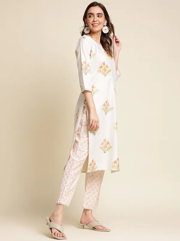 Women_White_Straight_Printed_Kurta_and_Trousers