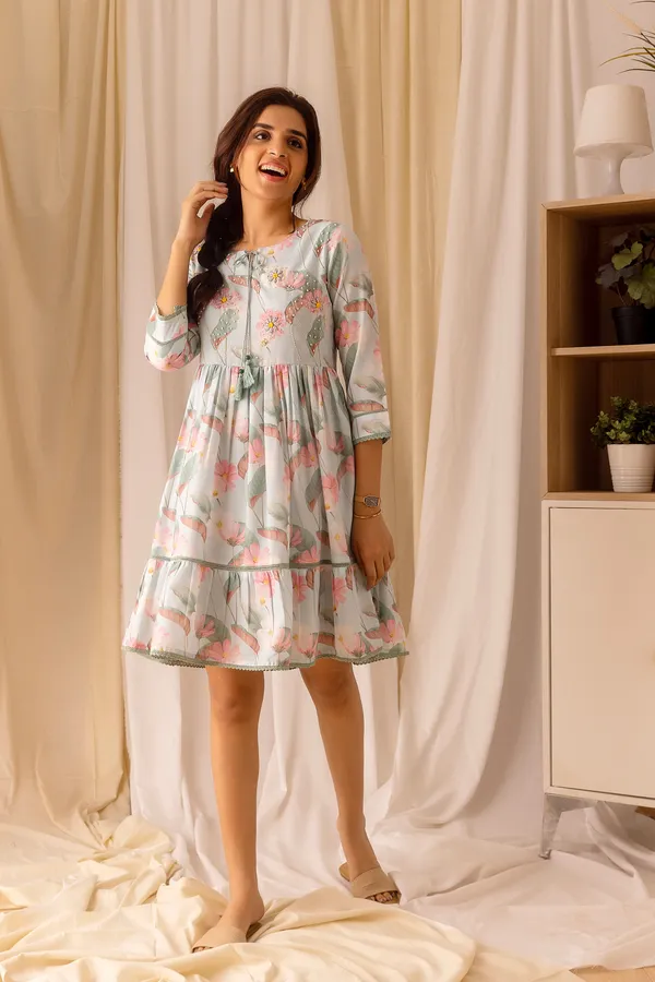 Blue_Printed_Three-Quarter_Sleeves_Tops