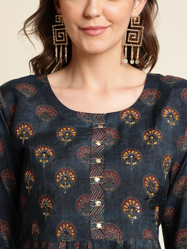 Women_Blue_Regular_Printed_Floral_Tops_with_Trousers