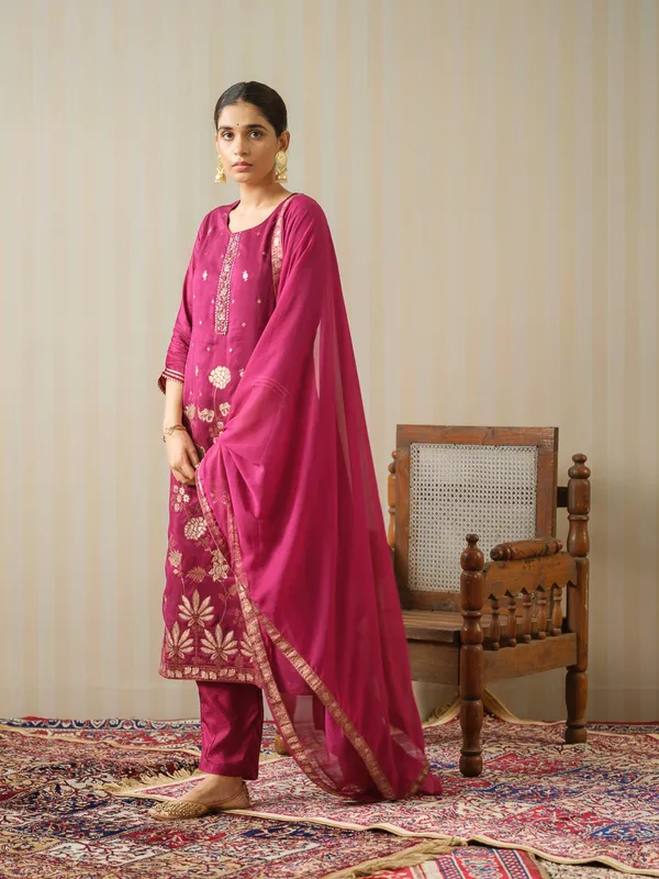 Magenta_Embroidered_Woven_Design_Straight_Kurta_and_Trousers_With_Dupatta