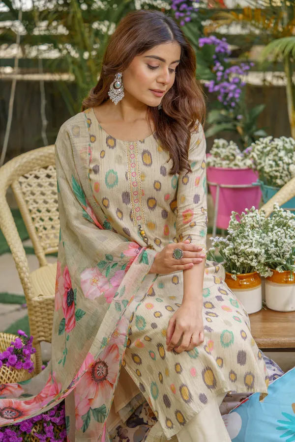 women_Brown_Printed_Kurta_Sets