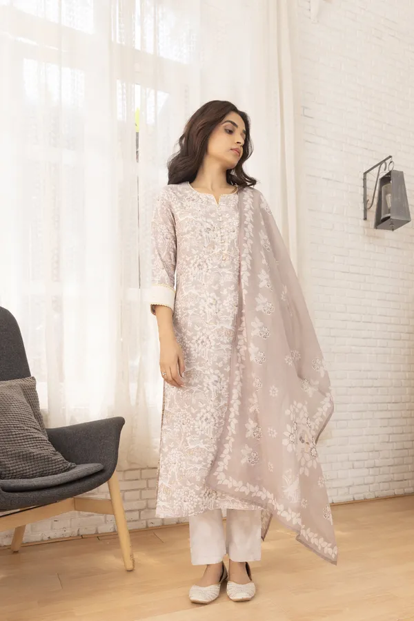 Women_Peach_Straight_Sequinned_Kurta_and_Trousers_With_Dupatta