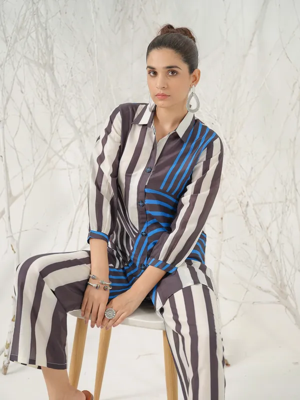 Black_Printed_Shirt_With_Printed_Palazzos