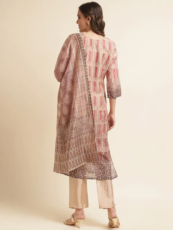 Women_White_Floral_Straight_Kurta_Sets