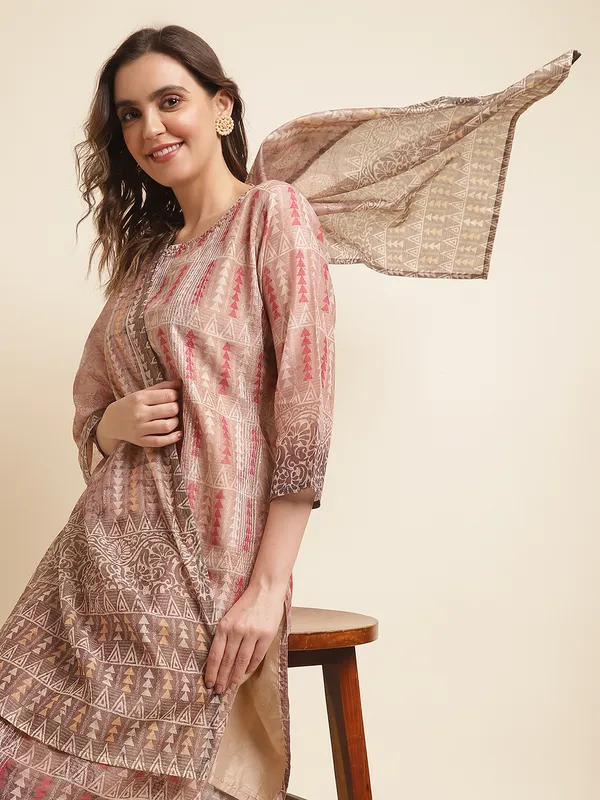 Women_White_Floral_Straight_Kurta_Sets