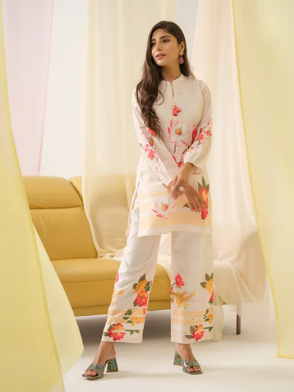 White_&_Orange_Mandarin_Collar_Printed_Tunic_Palazzos
