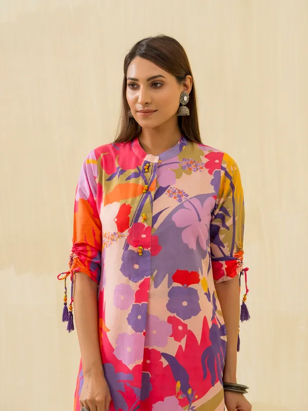Violet_Floral_Printed_Straight_Kurta_and_Trousers