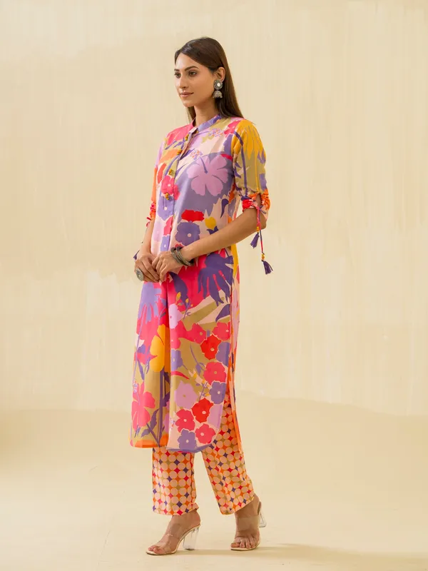 Violet_Floral_Printed_Straight_Kurta_and_Trousers