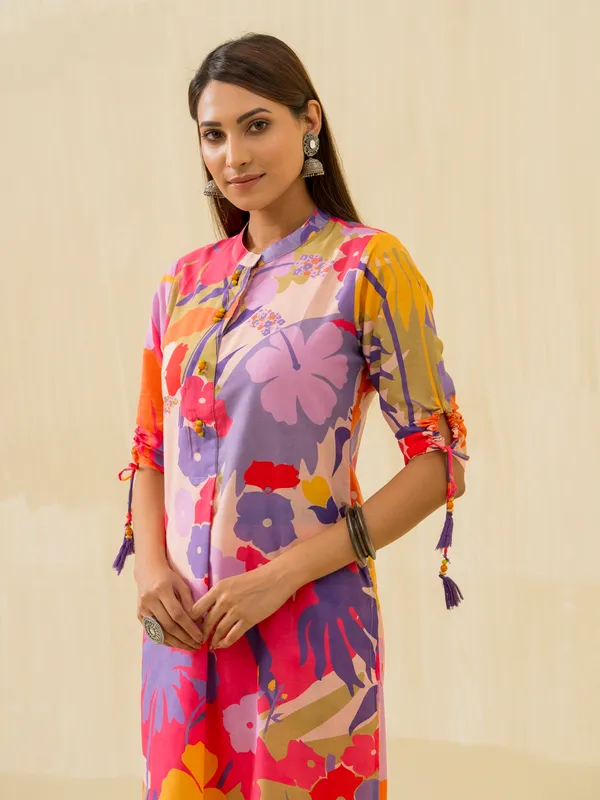 Violet_Floral_Printed_Straight_Kurta_and_Trousers