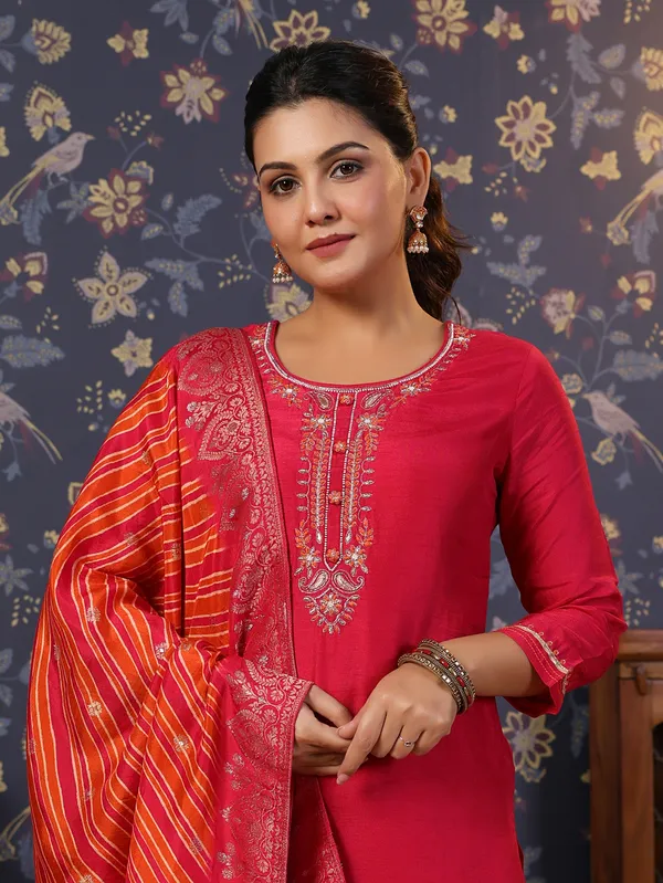 Women_Pink_Embroidered_Straight_Kurta_and_Palazzos_With_Dupatta